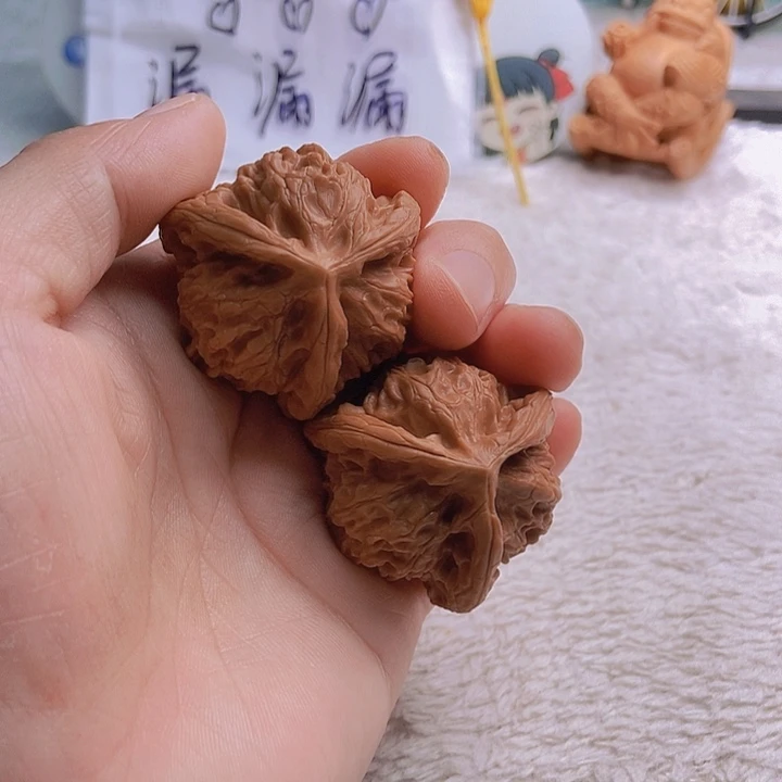 吊坠文玩核桃骁**战三棱