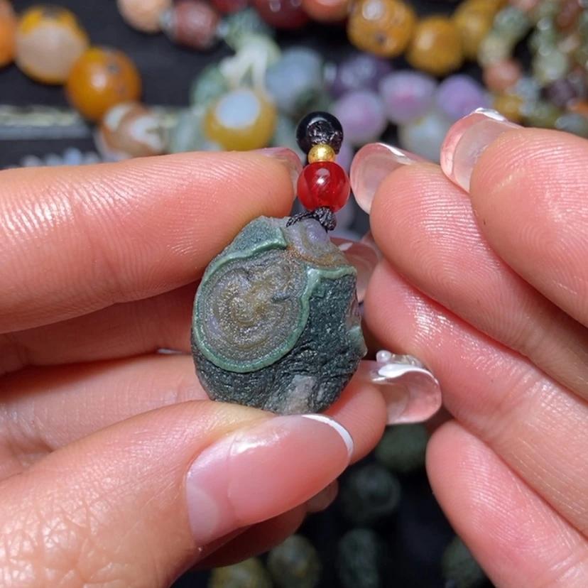 【闪购商品】玛瑙/玉髓项圈合金乔*撕