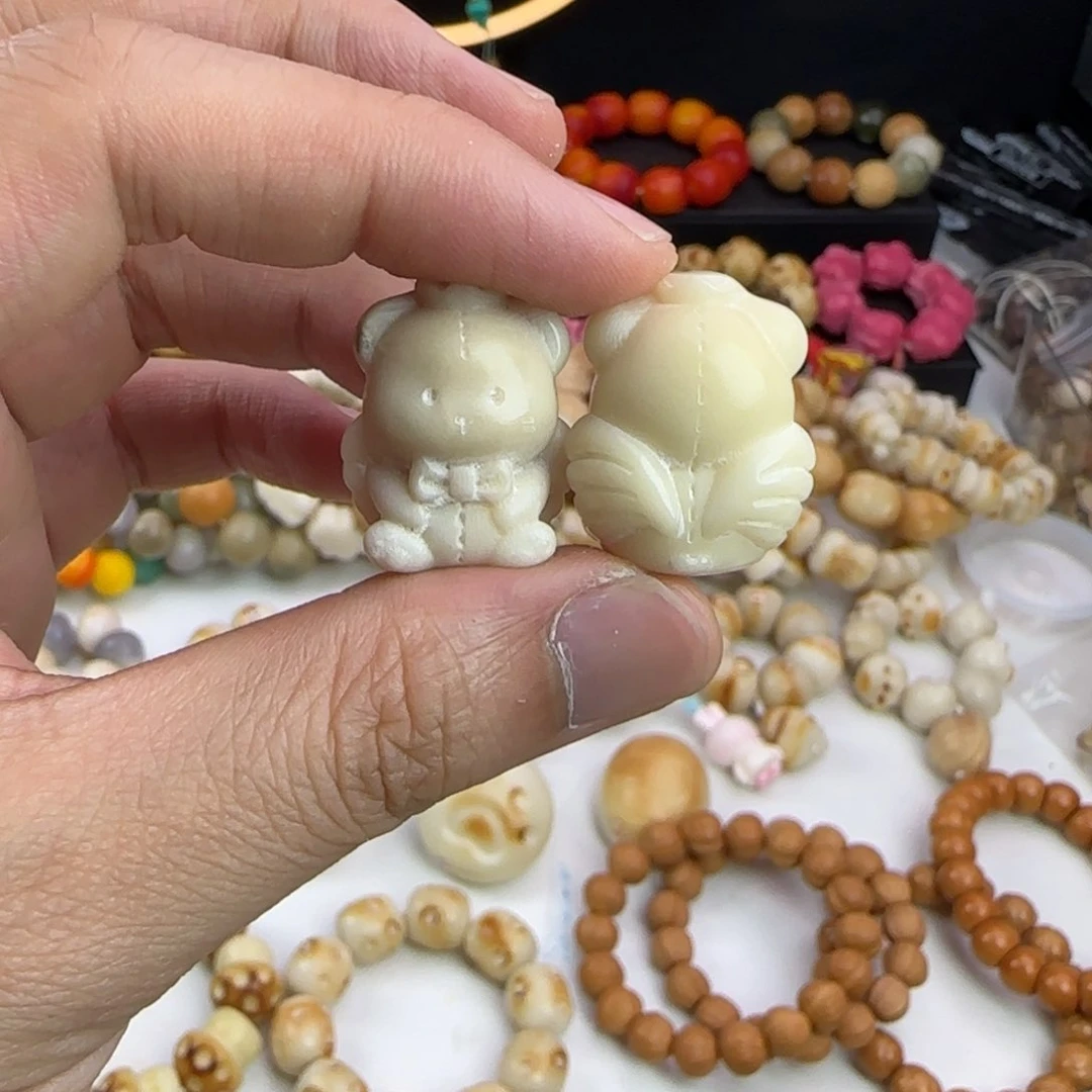 菩提根/象牙果吊坠瑕疵白色天使熊5颗