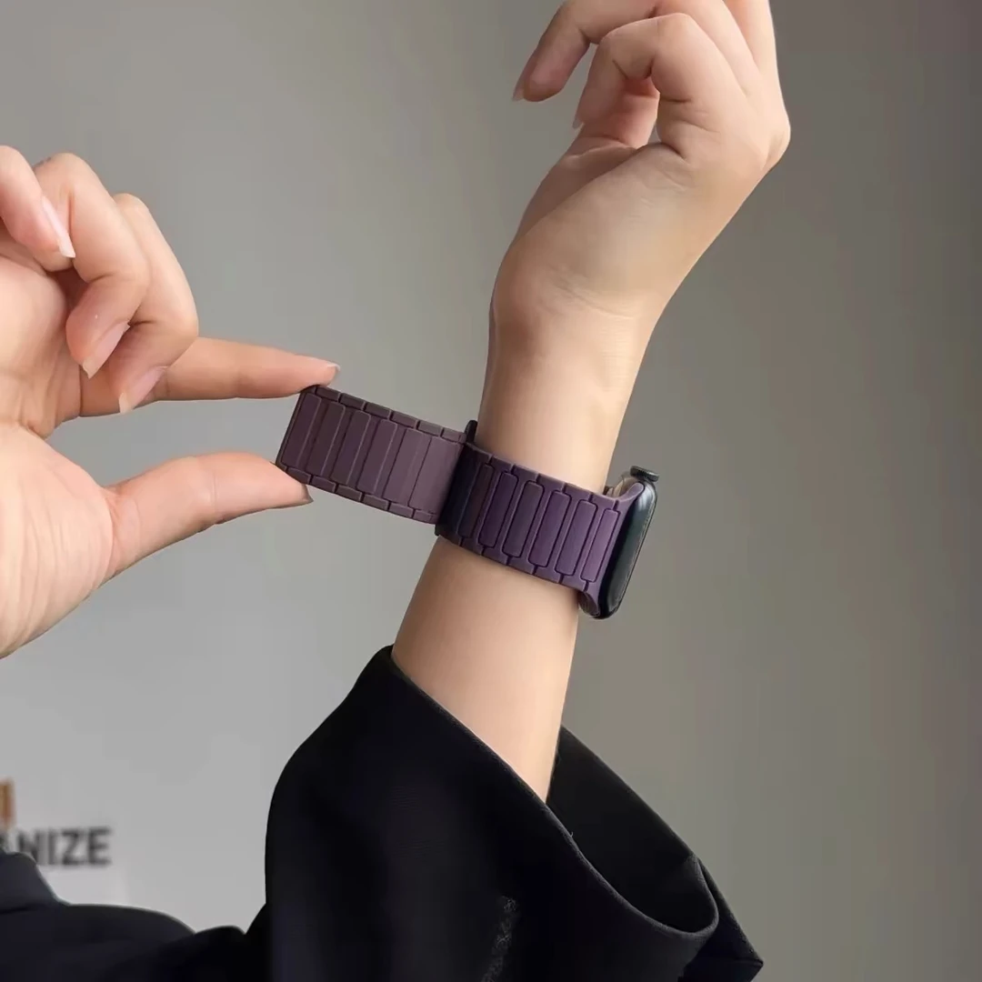 张婧仪同款适用苹果S10手表iWatch9表带新款硅胶磁吸梅子女款色