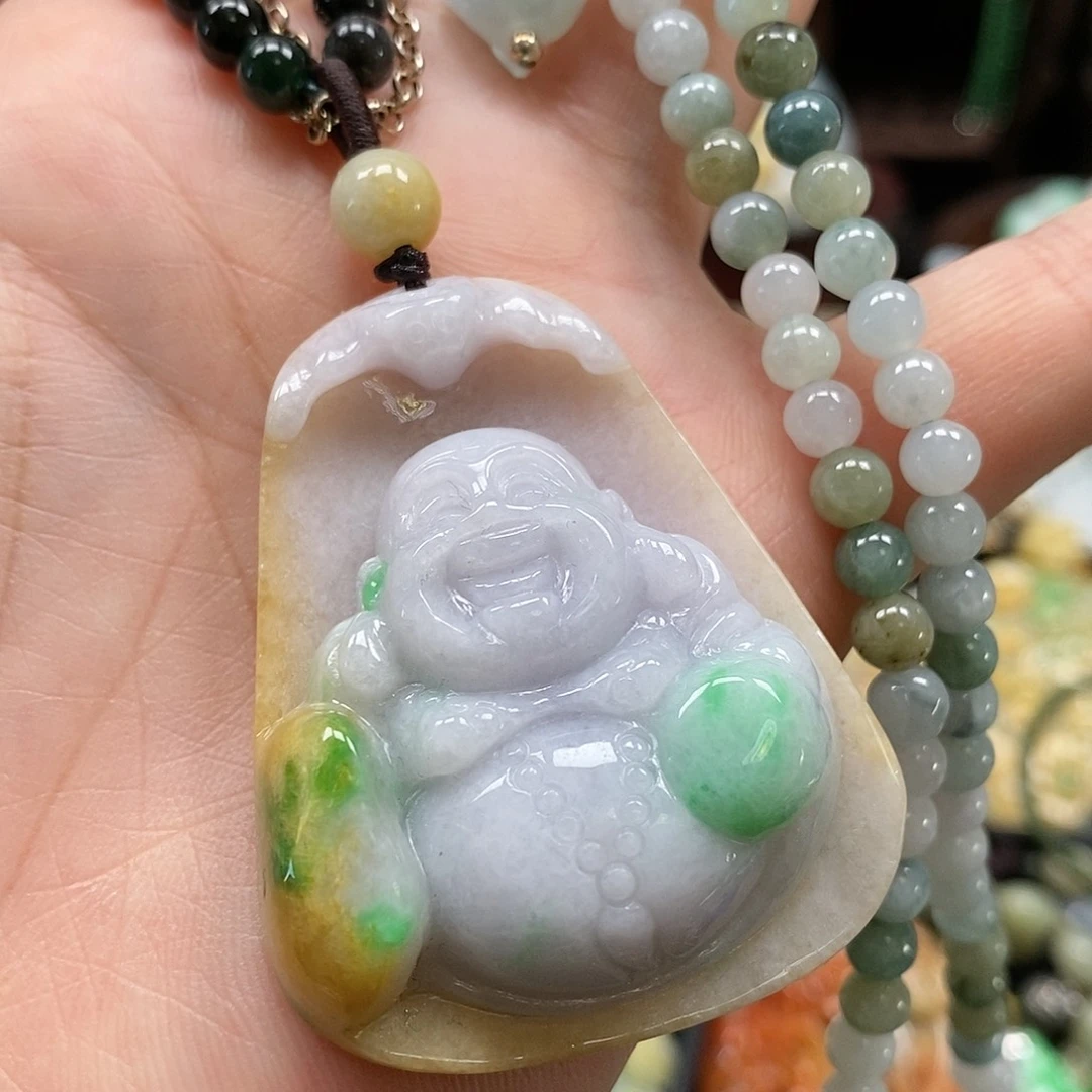 翡翠颈饰未镶嵌翡翠