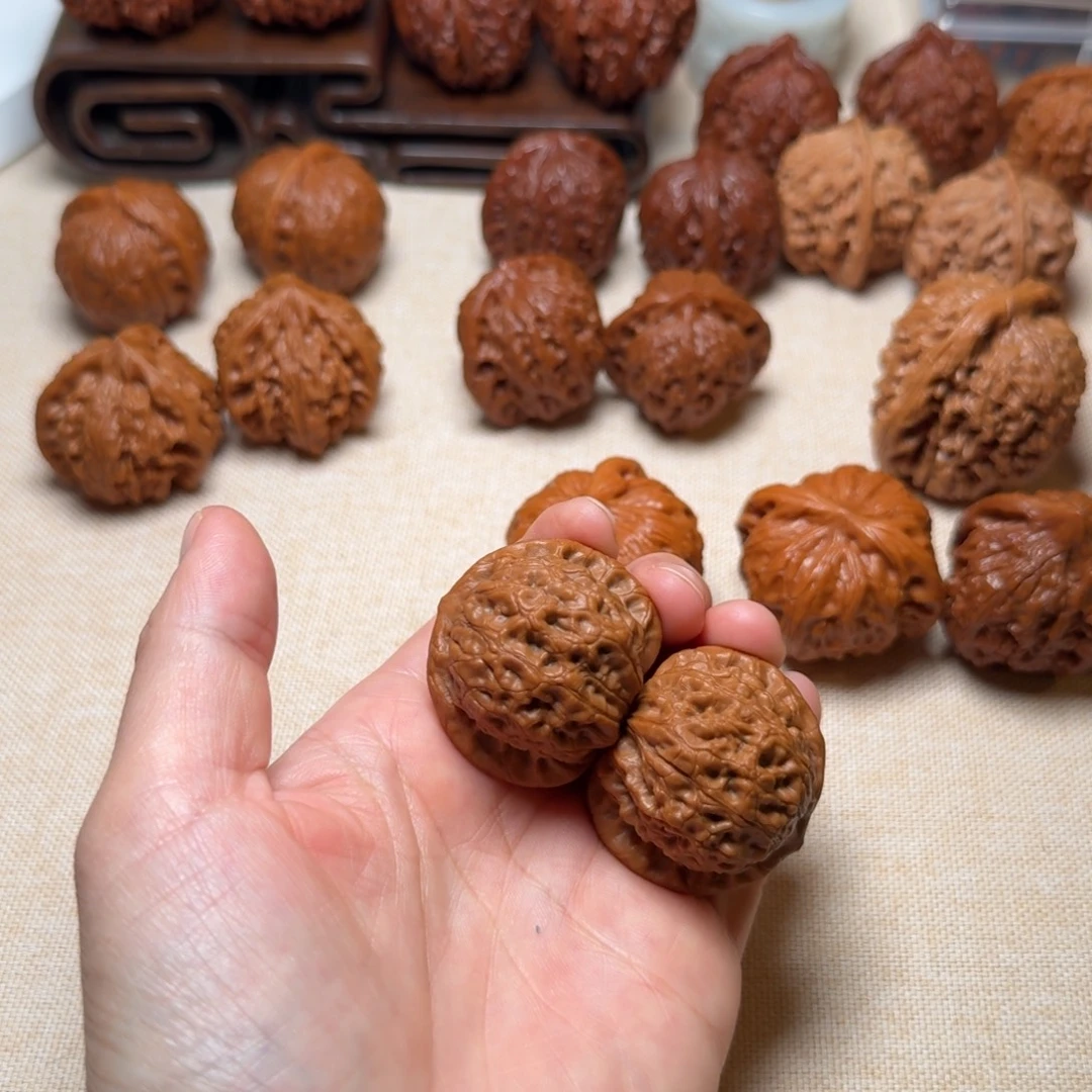 M***丶文玩核桃吊坠35尺寸全品血麒麟核桃