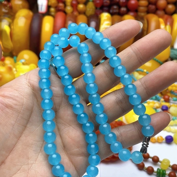 树脂制品8号蓝色项链