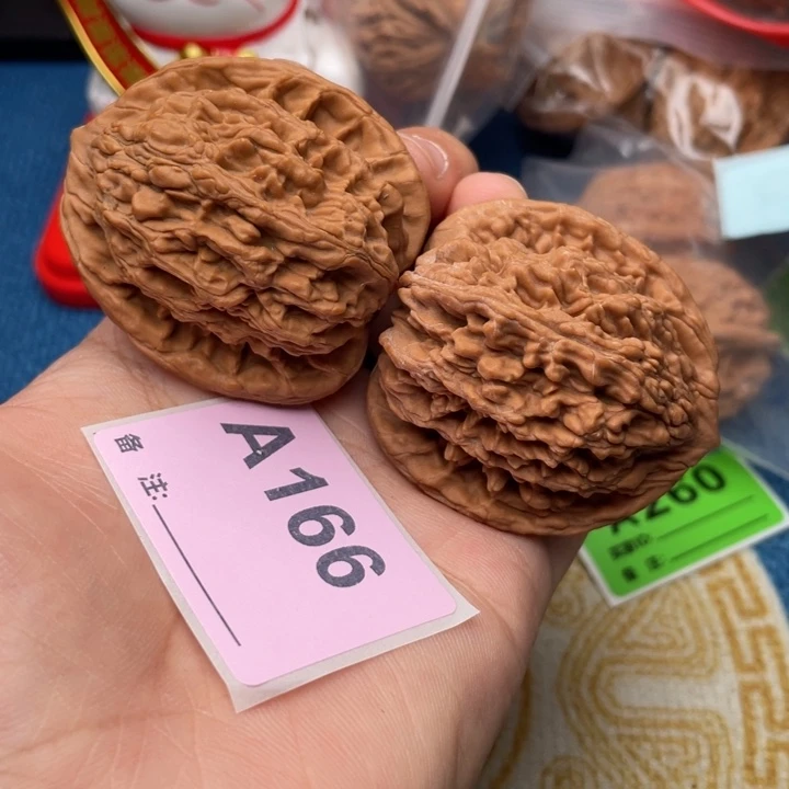 文玩核桃把件核桃