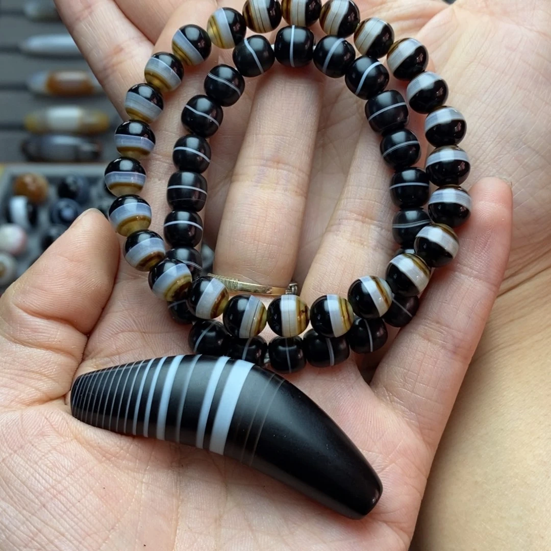 玛瑙/玉髓颈饰未镶嵌映*