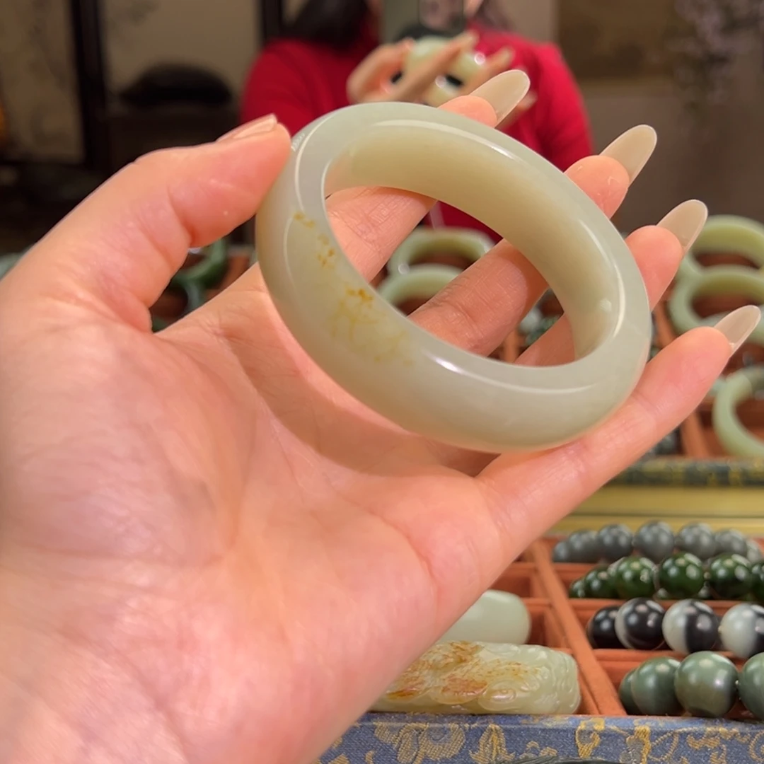 和田玉（子料）未镶嵌手镯