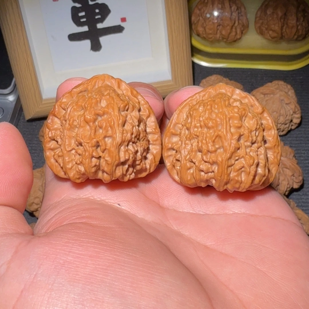 把件文玩核桃38全品三角白