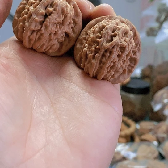 【闪购商品】把件文玩核桃37红皮四座楼