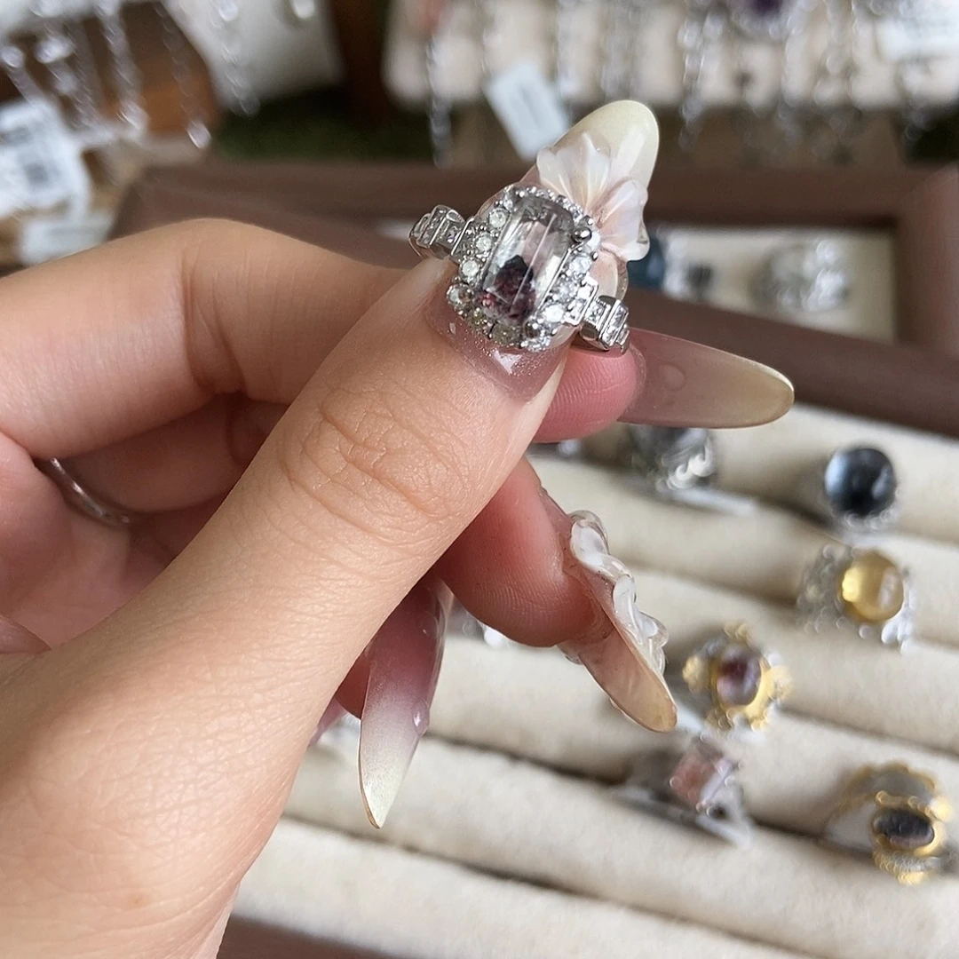 嘴****烟晶银S925镶嵌戒指金草莓钻