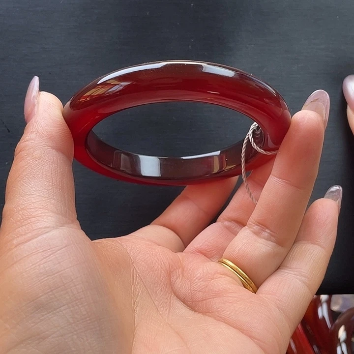 玛瑙/玉髓未镶嵌手镯60.4