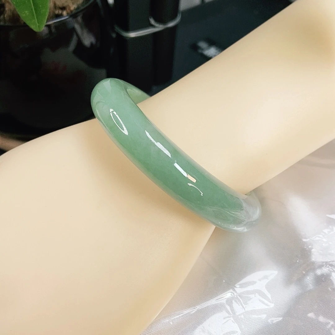 未镶嵌手镯翡翠正圈53+