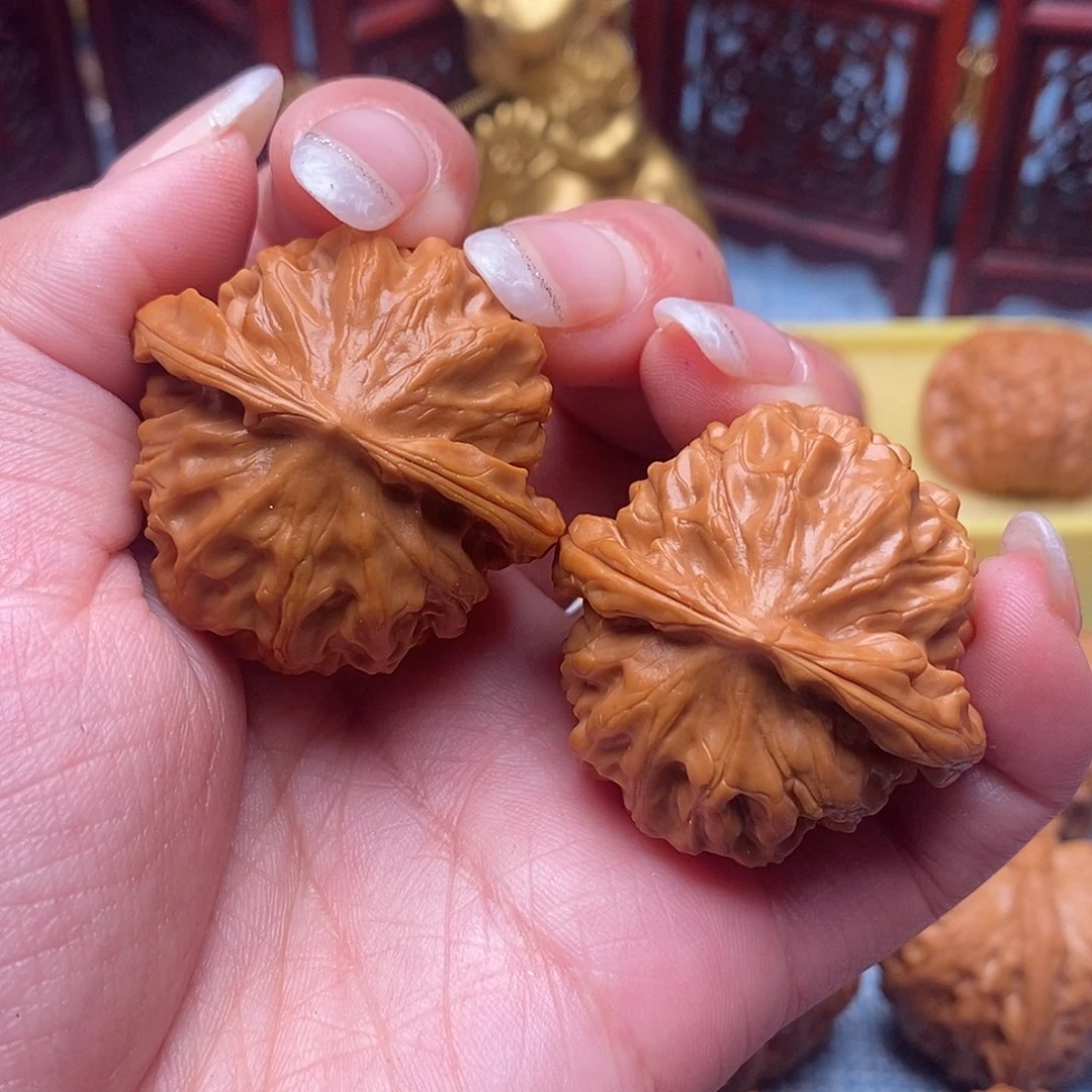 文玩核桃把件红皮龙鳞38全品