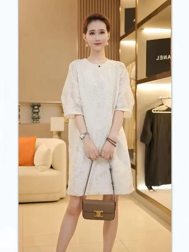 【现货】圆领设计感提花蕾丝宽松连衣裙女2025年春季新款百搭女装