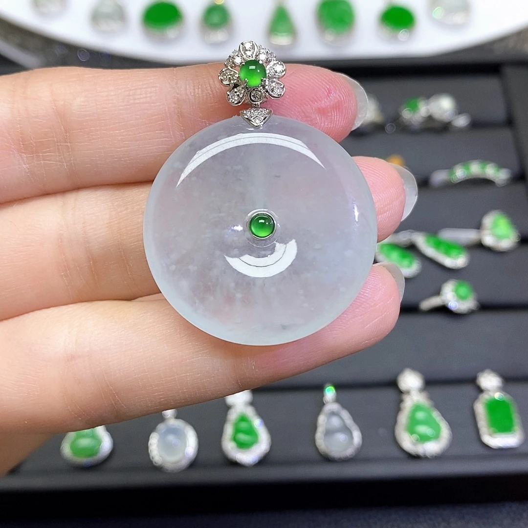 翡翠18K金镶嵌吊坠(不含链)