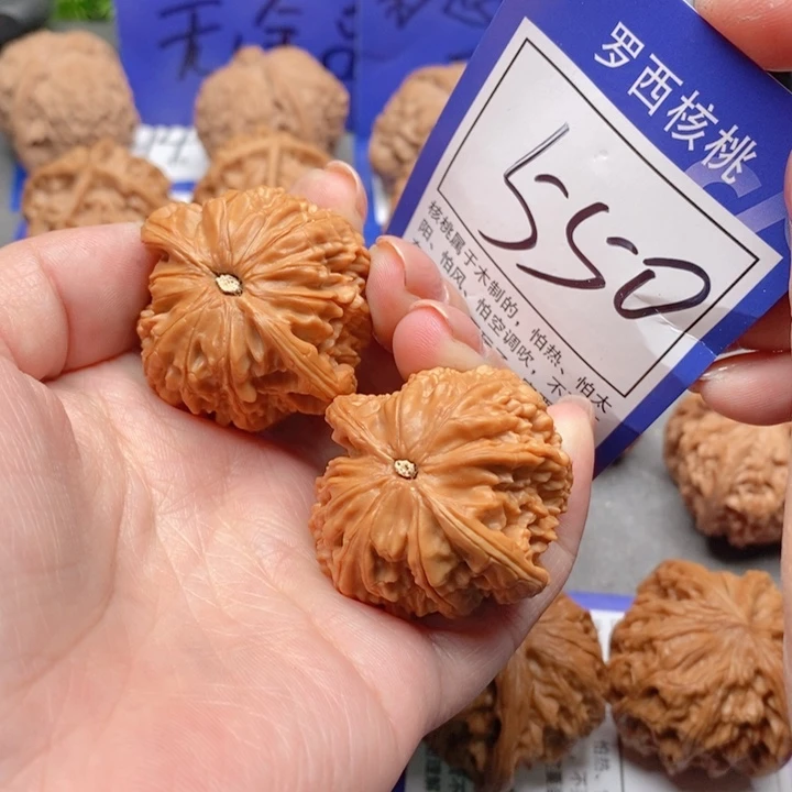 吊坠桃核M****a38磨盘550