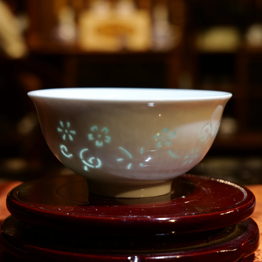 景德镇陶瓷影青碗