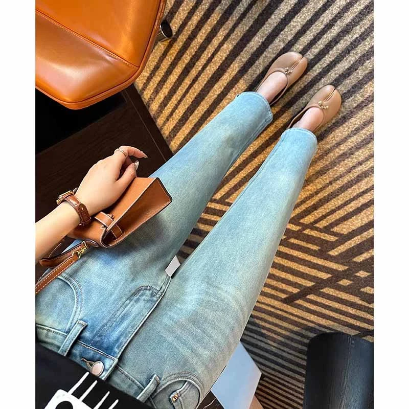 梦茹萱秋季新款天丝透气牛仔裤女胖mm显瘦高腰修身弹力开叉直筒裤