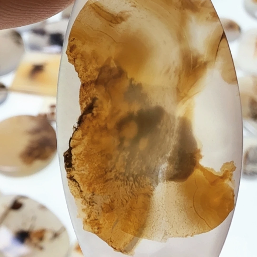 玛瑙/玉髓未镶嵌珠宝半成品