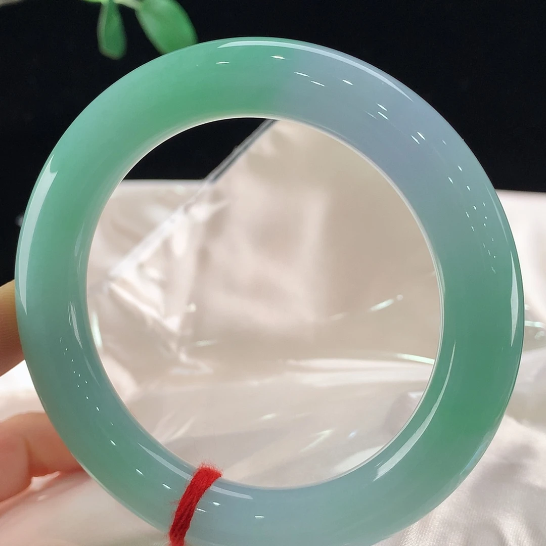 翡翠未镶嵌手镯1260