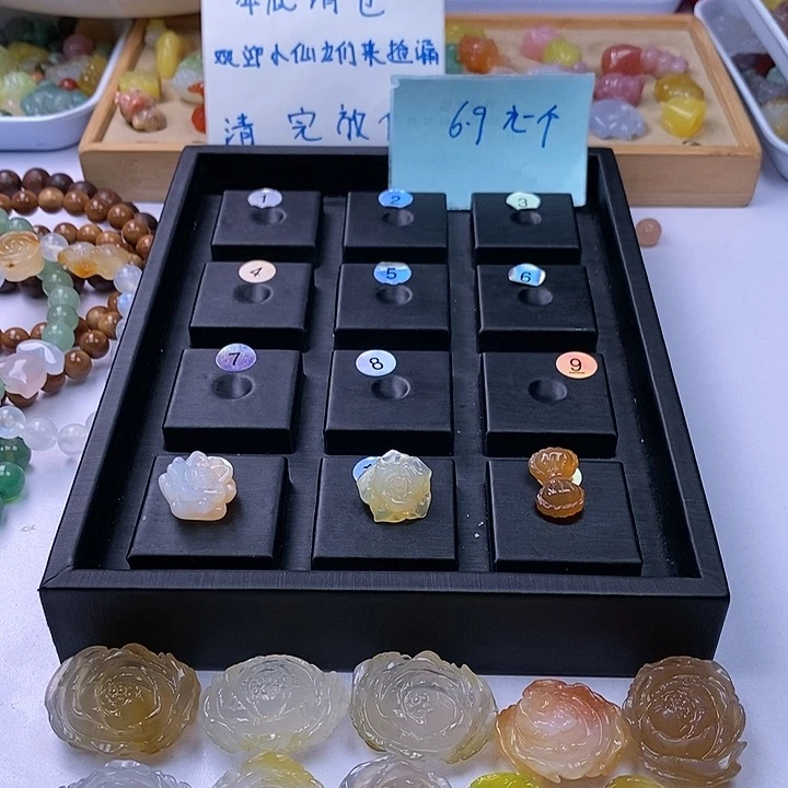 玛瑙/玉髓雕刻件未镶嵌A**n
