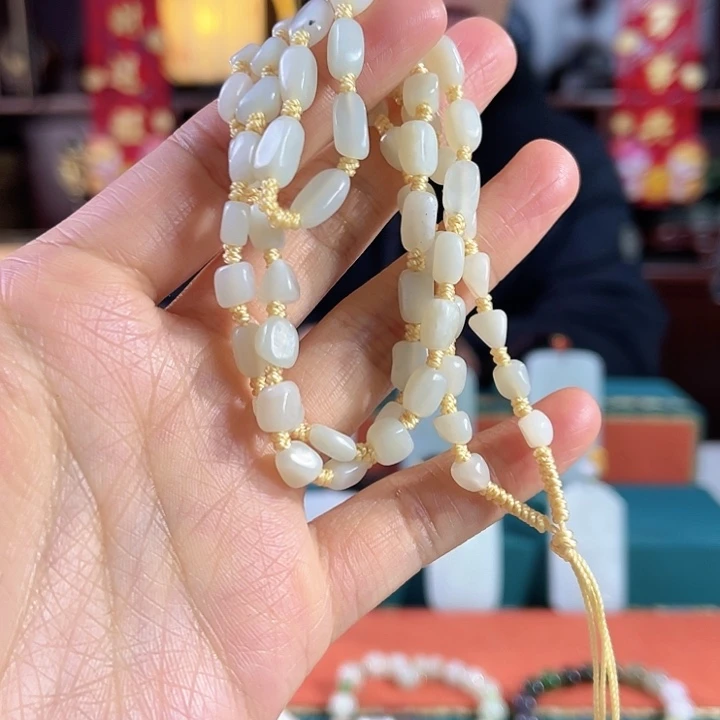 和田玉吊坠未镶嵌