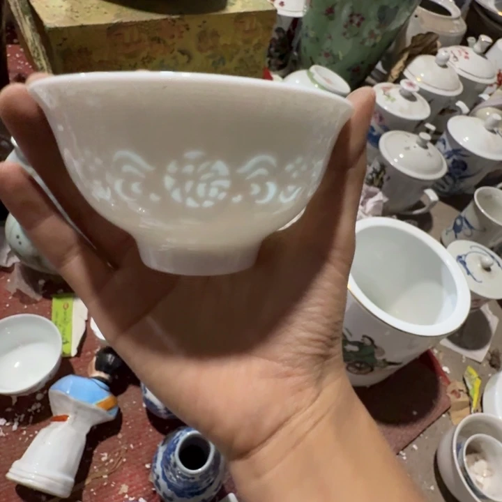 景德镇的陶瓷瓷器