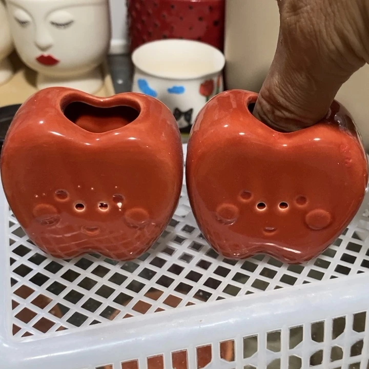 摆件陶盆有孔 微瑕介意勿拍