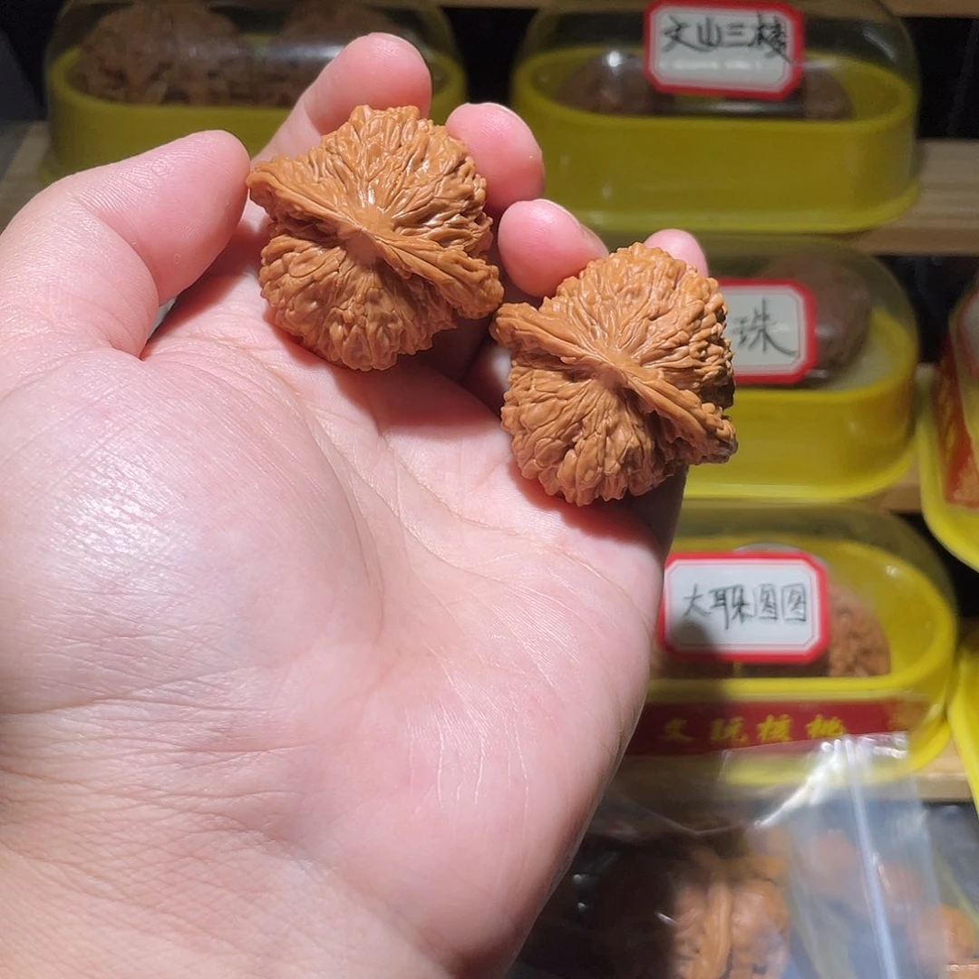 文玩核桃把件4.1四座楼