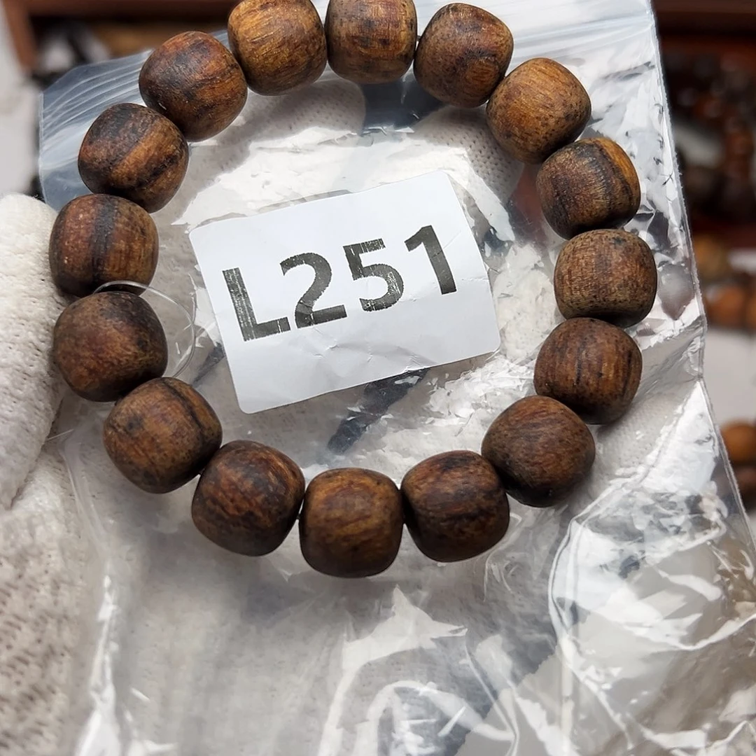 兜***ˋ手串/手链贡木1314印