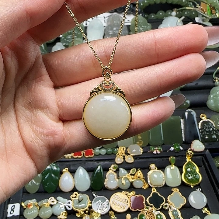 和田玉银S925镶嵌吊坠(赠链)