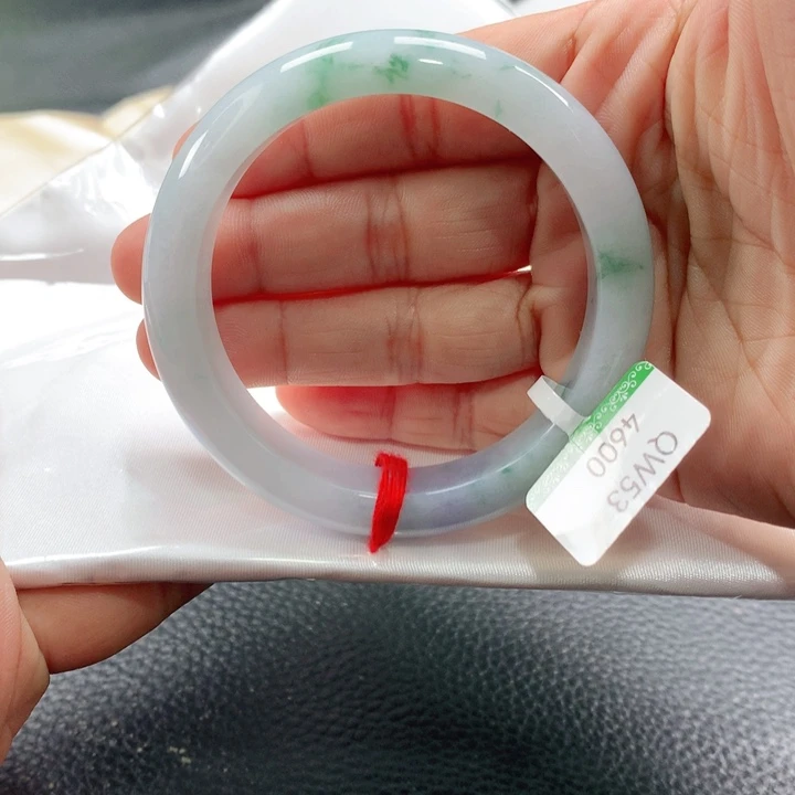 翡翠手镯未镶嵌53535353