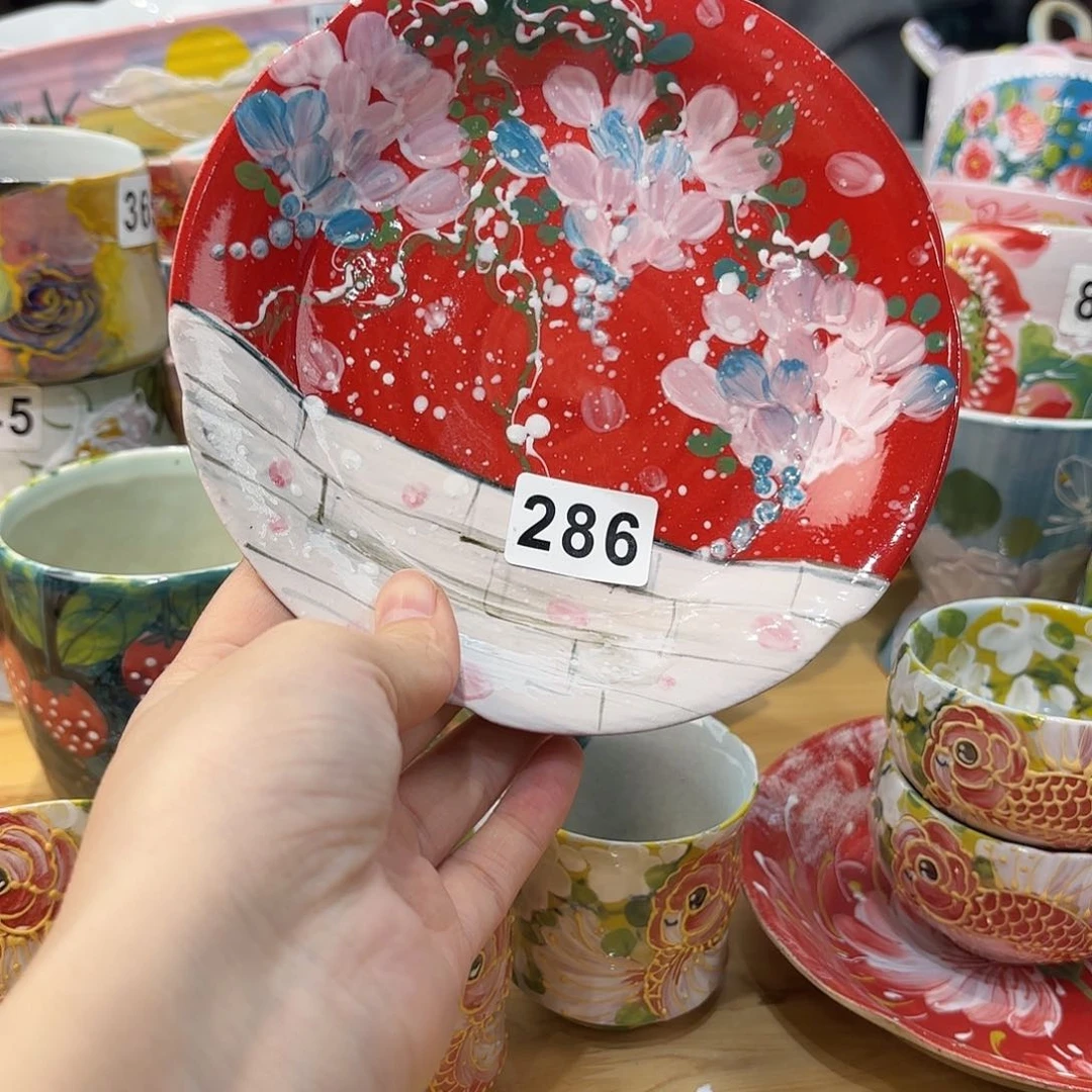 瓷片兔兔盖茨。兔兔好