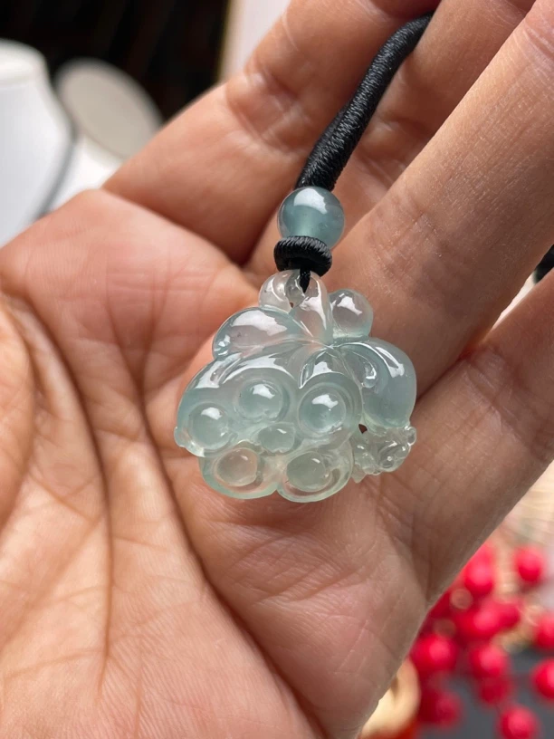 清！天然缅甸翡翠A货冰晴莲蓬