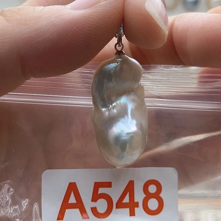 未镶嵌天然珍珠。  漏 漏 漏淡水珍珠