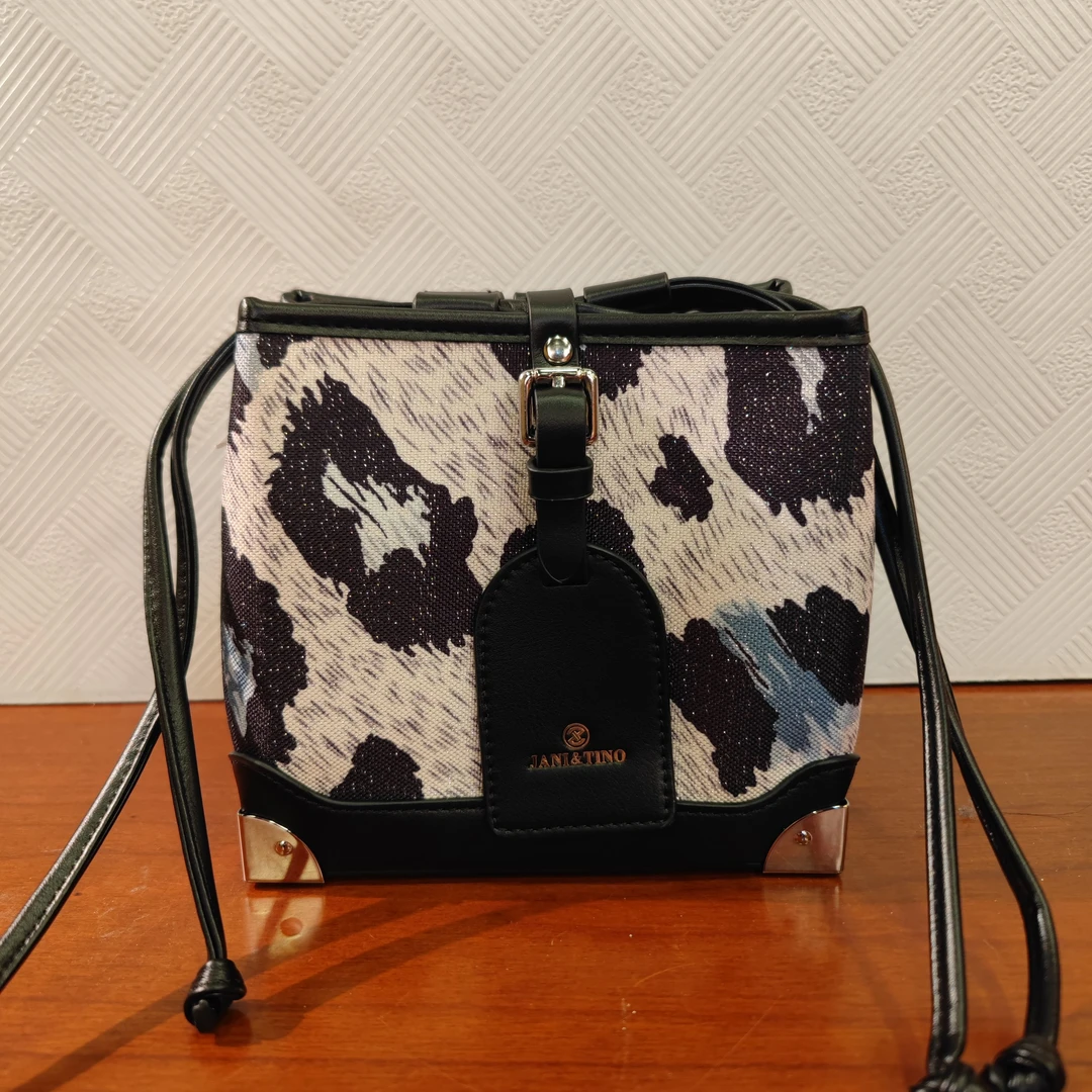 时尚百搭2024新款包包