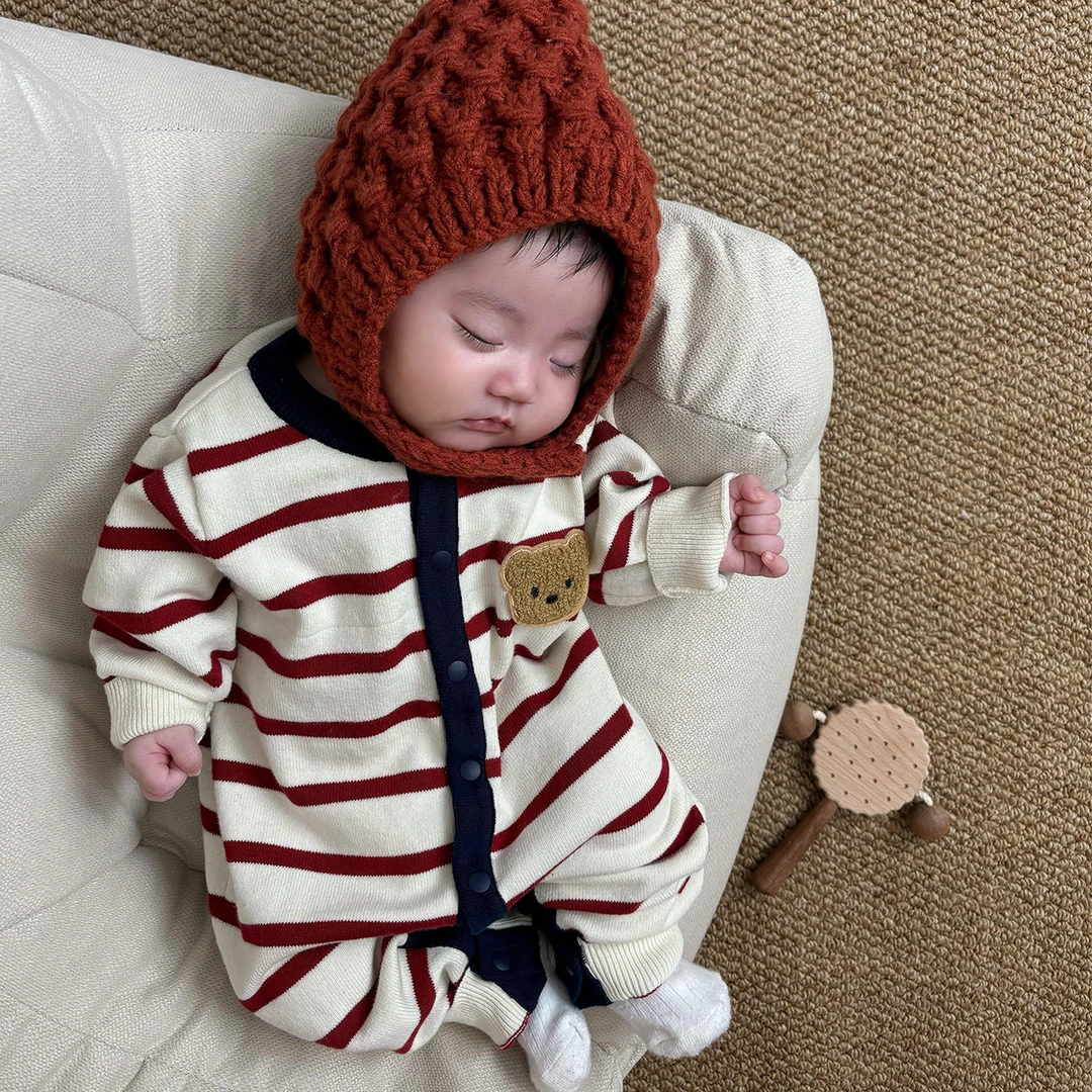 婴儿春秋款连体衣宝宝可爱洋气条纹针织毛衣爬服婴幼儿秋款外出服