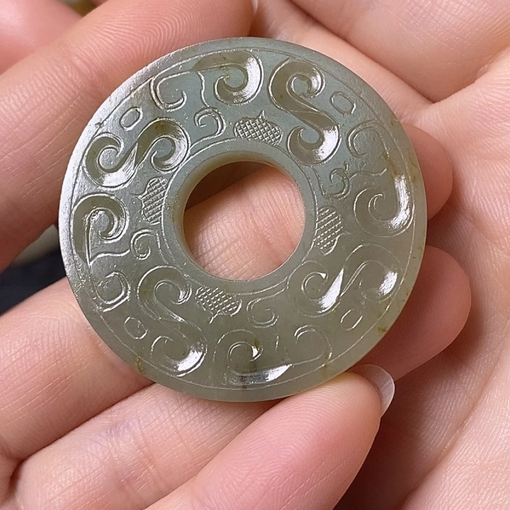 和田玉（糖玉）车挂未镶嵌一**伴