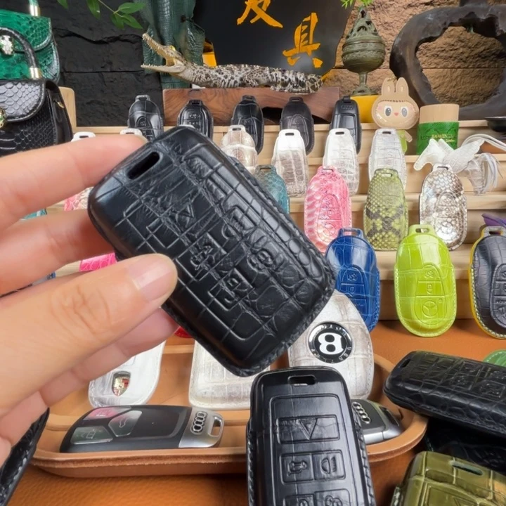 鳄鱼皮(革)g*p路虎钥匙套现货