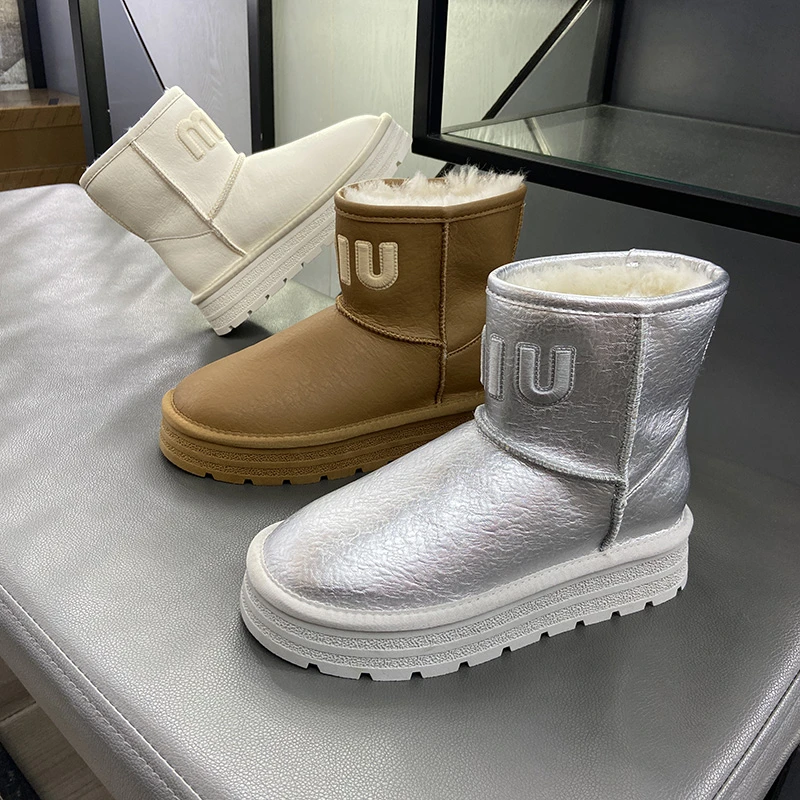 【米格格女鞋】Ins冬真皮羊毛仙女风MIU雪地靴保暖防滑中筒19cm棉鞋