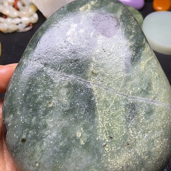 未镶嵌和田玉摆件