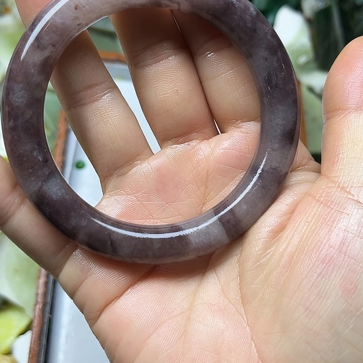未镶嵌透闪石质玉珠宝奇石58