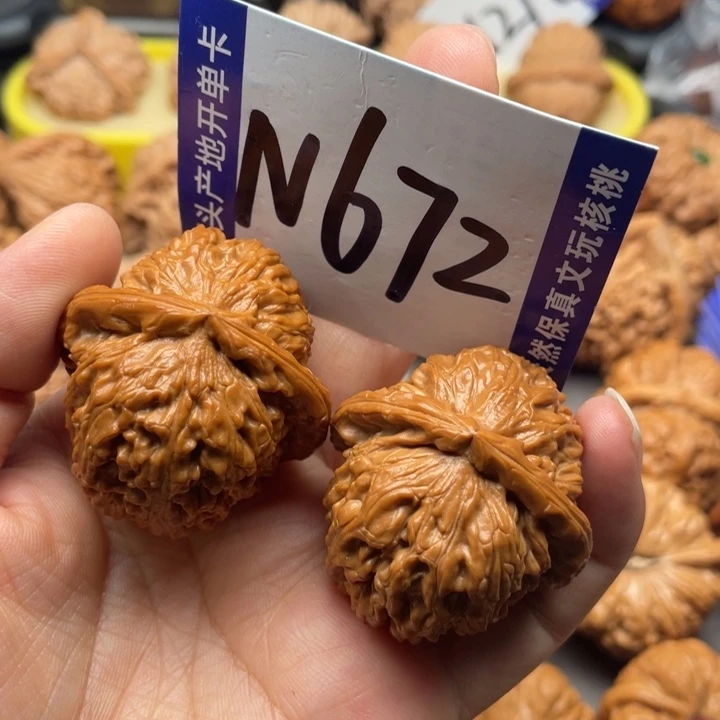 把件文玩核桃白狮子38尺