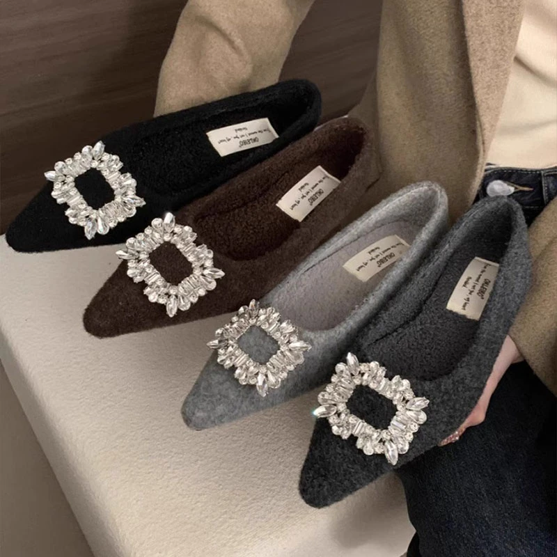 法式小香风毛呢单鞋女2025新款水钻方扣平底鞋晚晚鞋加绒低跟鞋