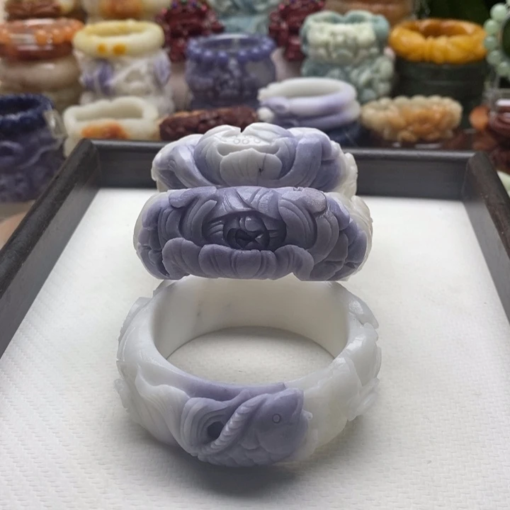 夢***影石英质玉未镶嵌手镯