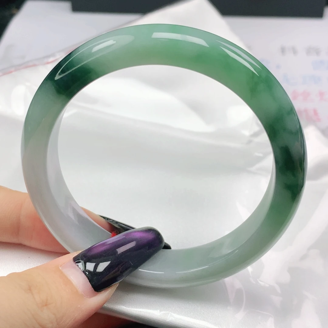 未镶嵌手镯翡翠翡翠57.4飘绿花胶润细腻正圈