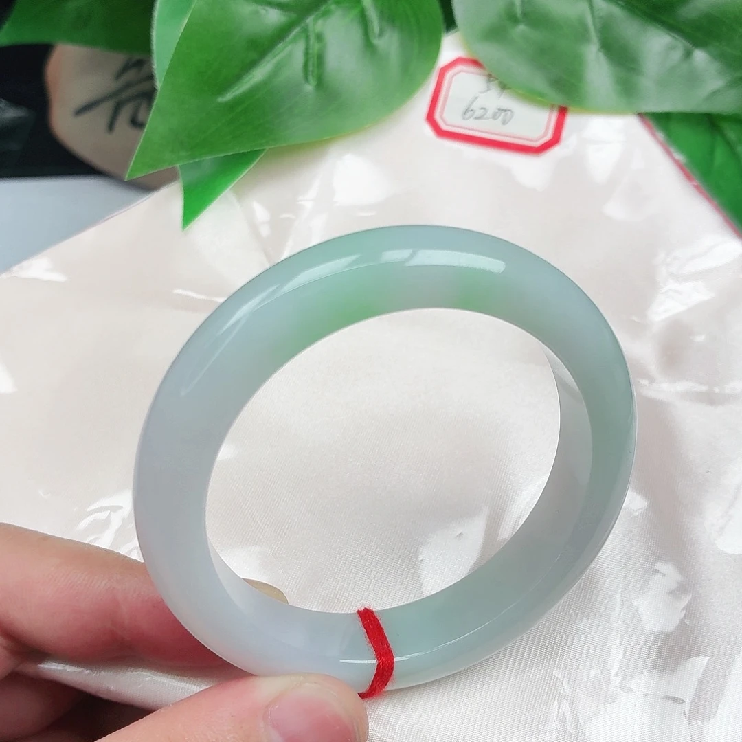 翡翠未镶嵌手镯正圈031