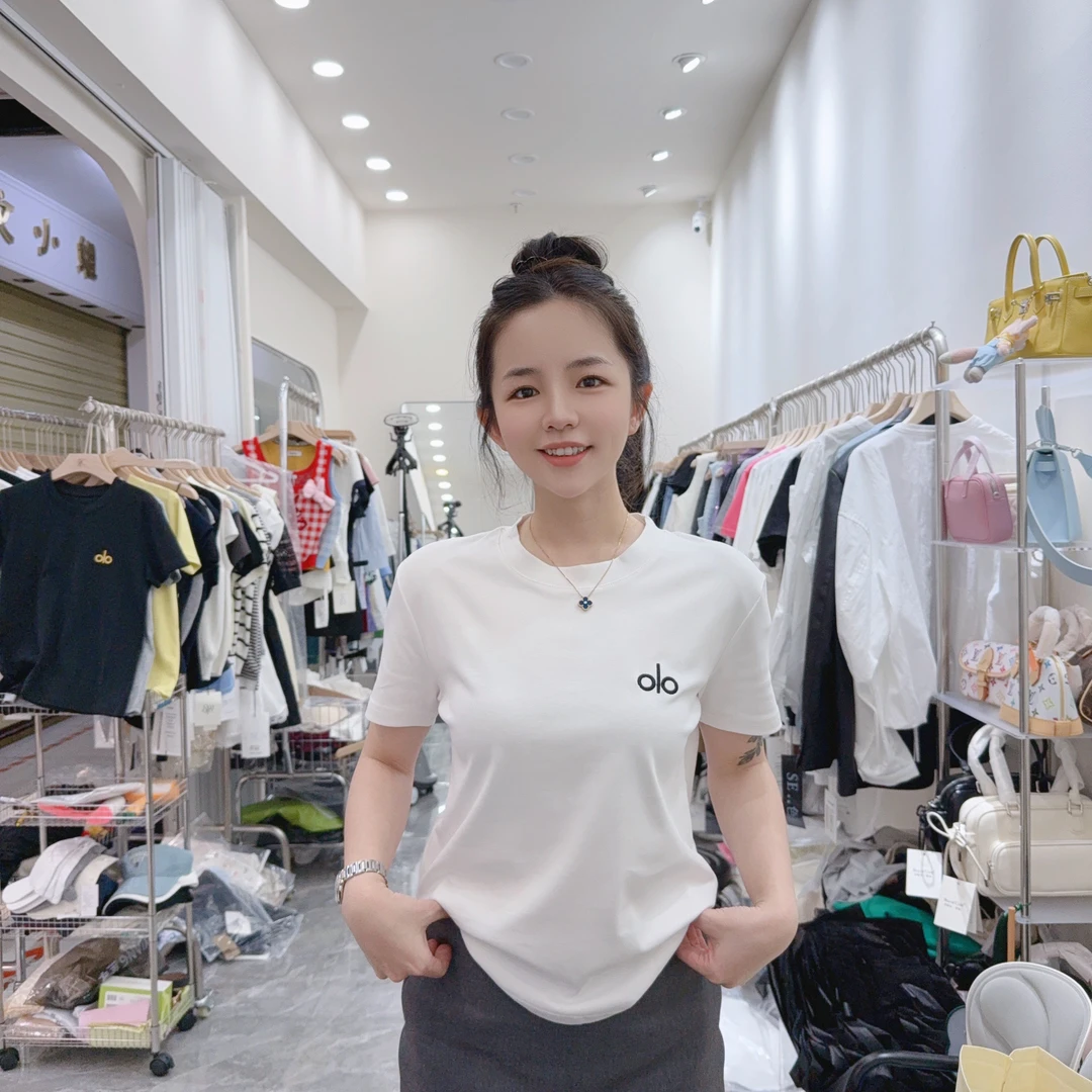 莹莹家超值品质Oo短袖刺绣T恤