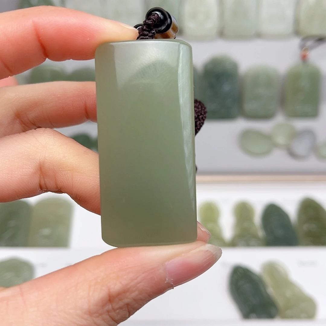 和田玉颈饰未镶嵌伟*