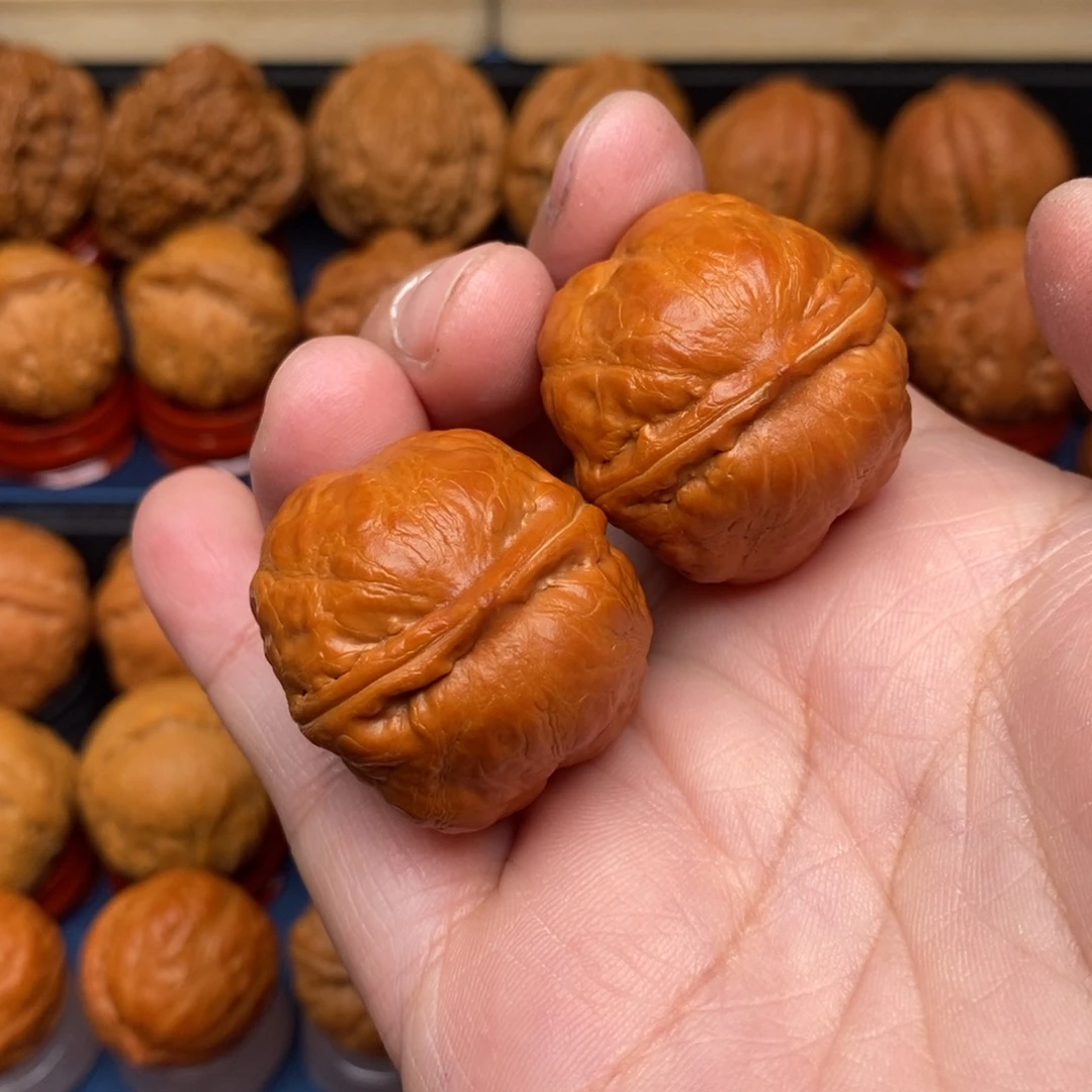 文玩核桃吊坠阿*力手捻