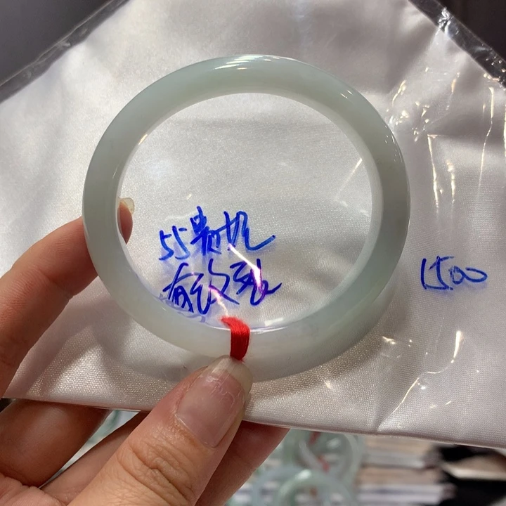 翡翠未镶嵌手镯买断